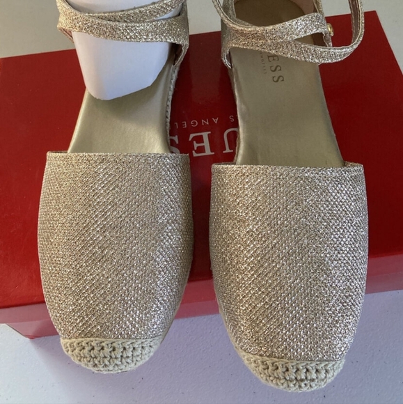 Nwt guess sparkly Espadrille - Picture 2 of 6